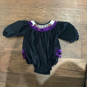 Southern Charm Kids Halloween Onesie Smock Graphic 6 months Spiders Holiday
